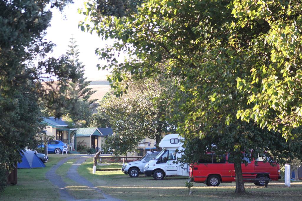 Baylys Beach Holiday Park Extérieur photo