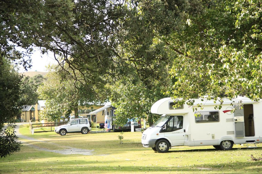 Baylys Beach Holiday Park Extérieur photo