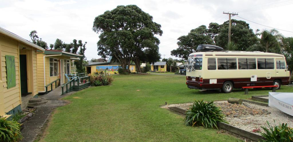 Baylys Beach Holiday Park Extérieur photo